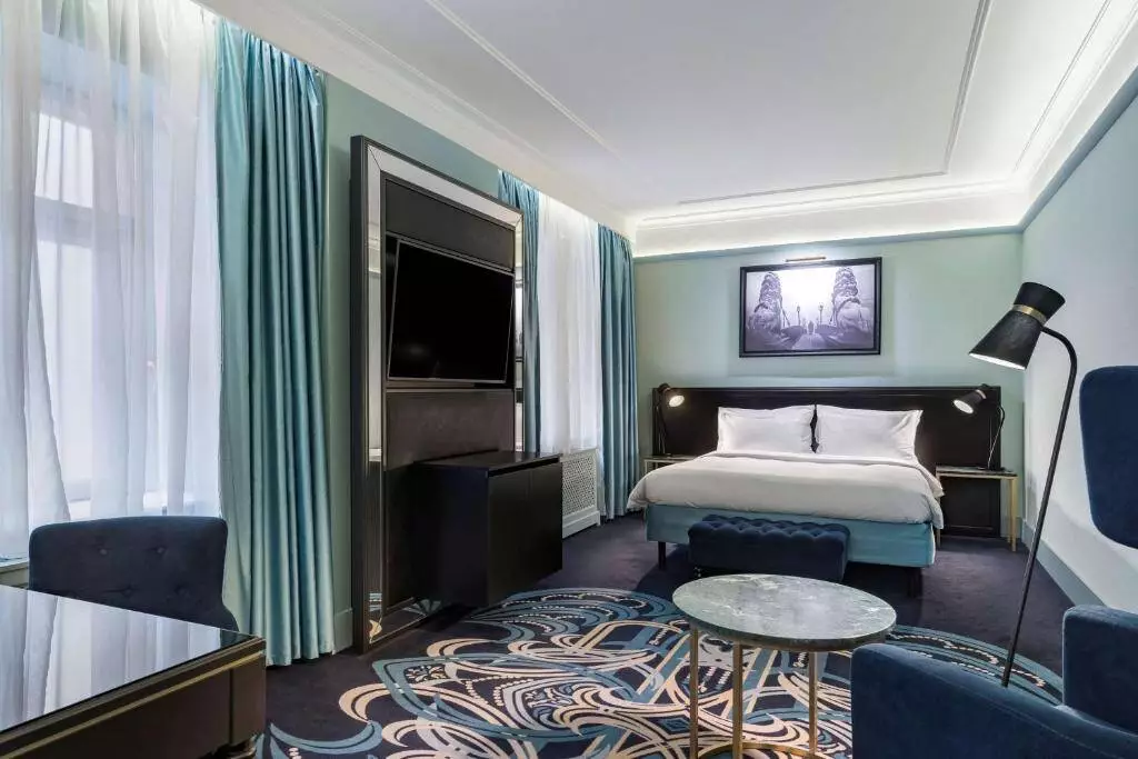 هتل رادیسون رویال